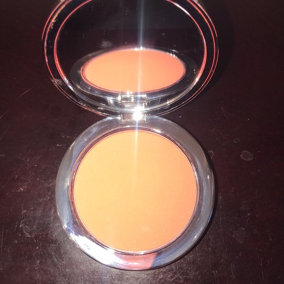 Rock & Republic Contrived Pressed Blush - Picture 4 of 4